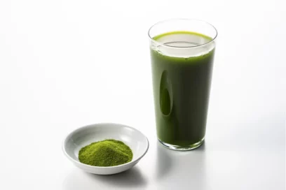 Kratom can be mixed with various beverages to make its consumption more palatable.