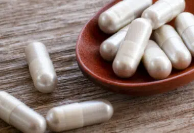 White Kratom Capsules image