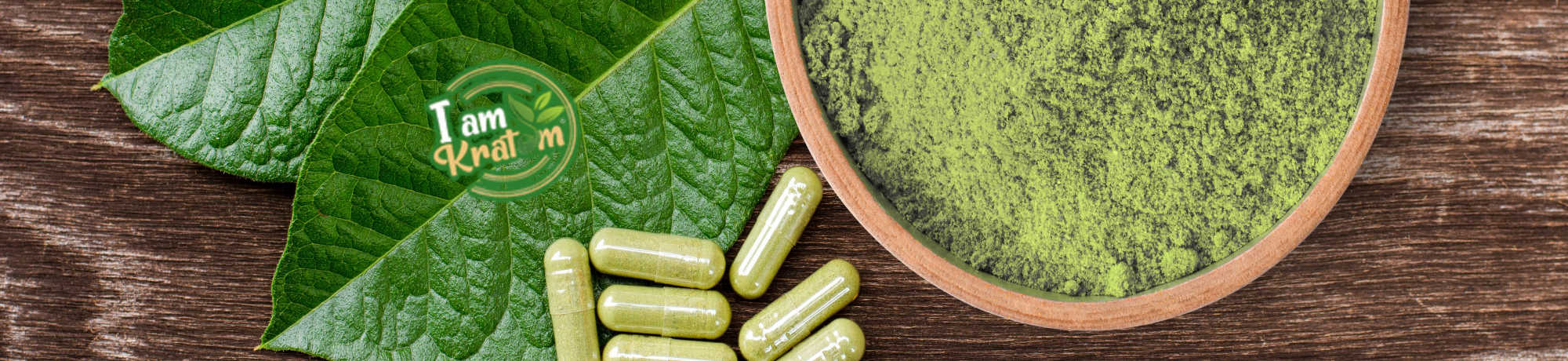 image of kratom powder and leaves